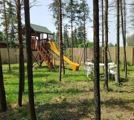Fenyveskert Udulohaz *