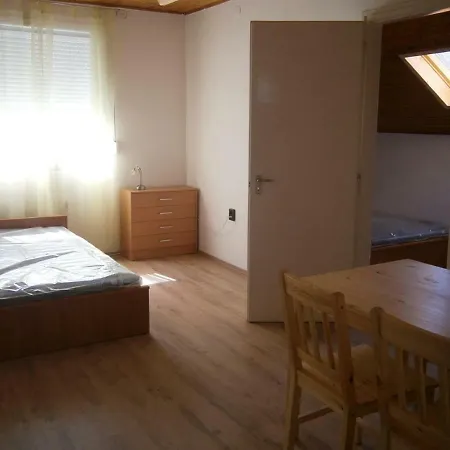 Fenyveskert Udulohaz Country house *